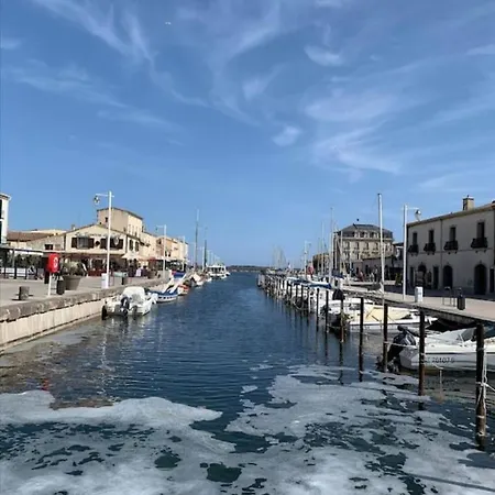 아파트 D'exception Sur Le Port Pittoresque De *