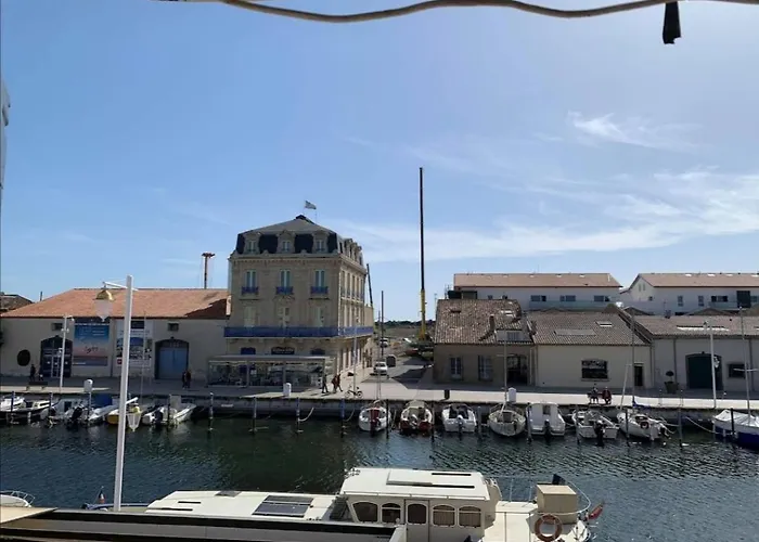 D'exception Sur Le Port Pittoresque De * Marseillan (Herault)